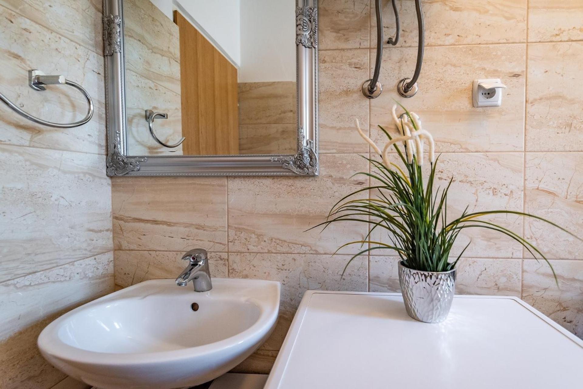 Apartments With A Swimming Pool Pula - 7356 Room photo